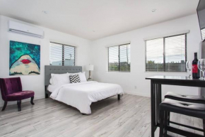 Sunny Studio in the Heart of Venice Beach - #5